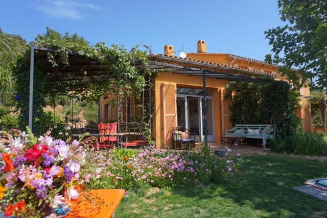 House With Garden And Sea View Villa La Londe-les-Maures Exteriör bild